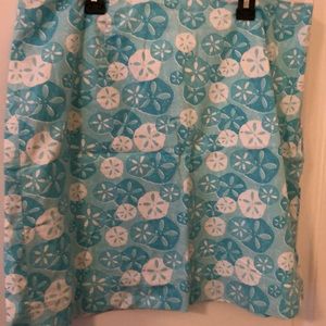 Super cute Vineyard Vines sand dollar skirt